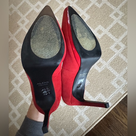 New Aldo Red Suede Pointed Toe Stiletto Pumps Heels Date Night Shoes Party 8 - Picture 8 of 13
